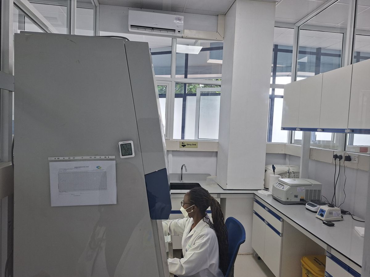 STI testing equipment and biosafety workstation at CA Medlynks Nairobi lab